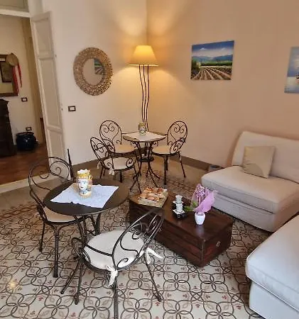 Guest house Eureka