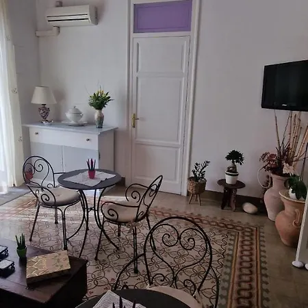 Guest house Eureka