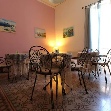 Eureka Guest house *