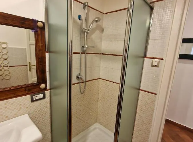 Eureka Guest house 4*